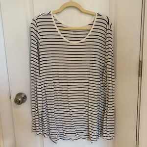 Black and White Striped Long Sleeve Tee from GAP